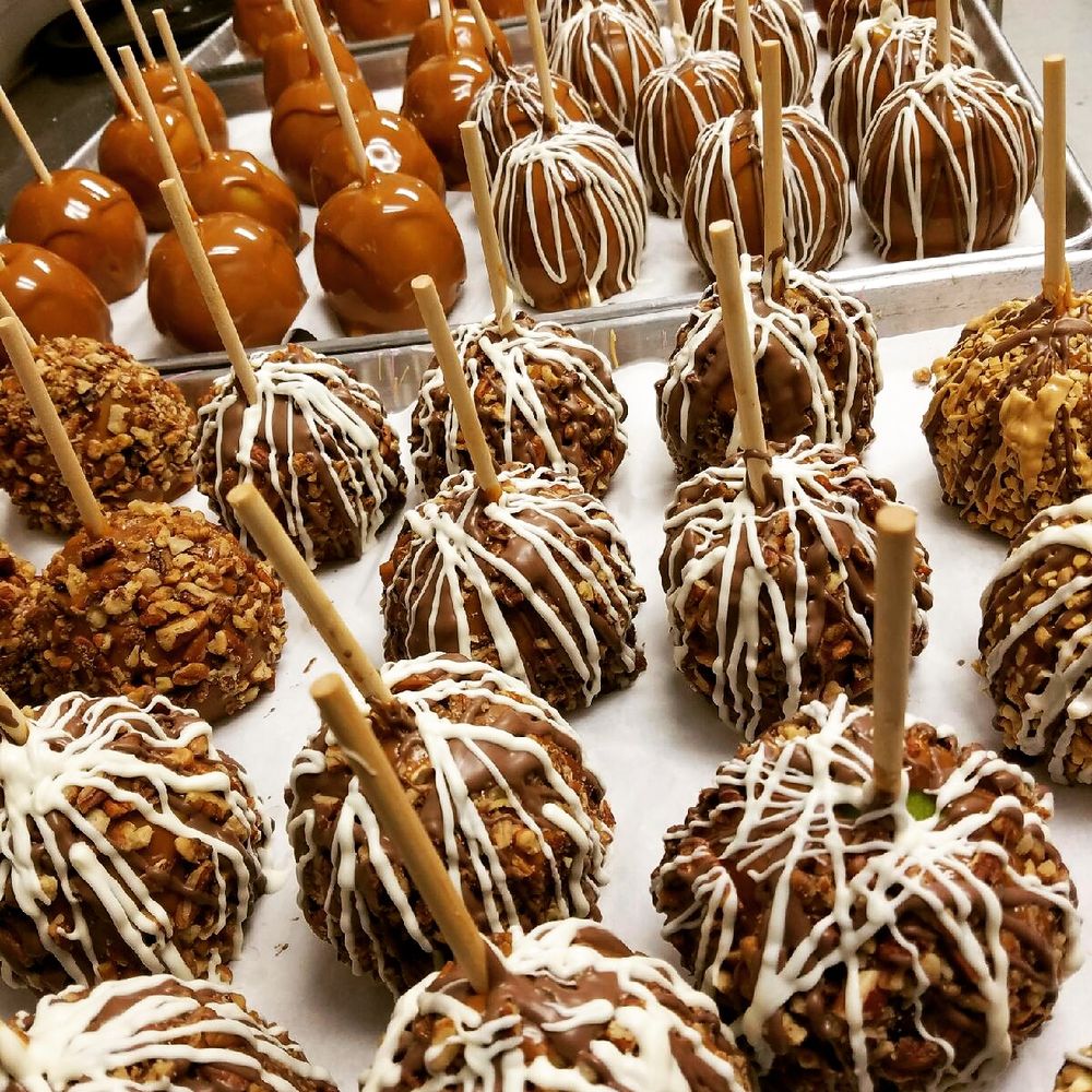 The Peanut Man 22 Photos & 15 Reviews Candy Stores 1215 Lincoln