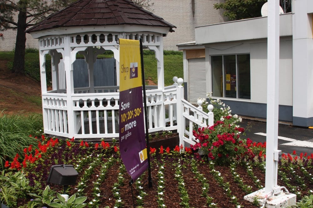 Main Street Shell
