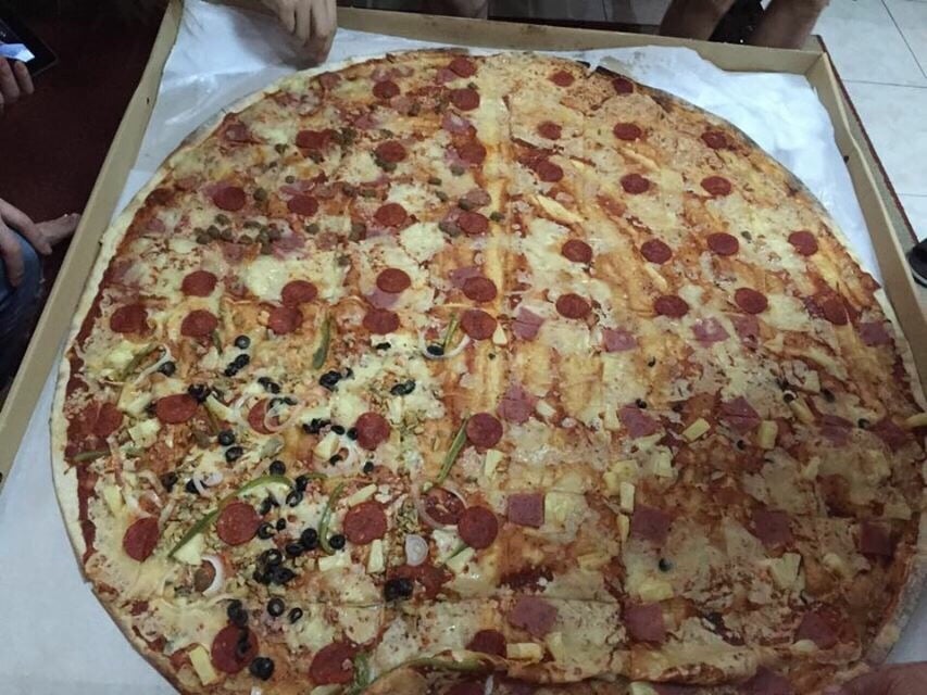Big Guys! Pizza Pizza Madison Square Libis, E. Rodriguez Jr. Avenue