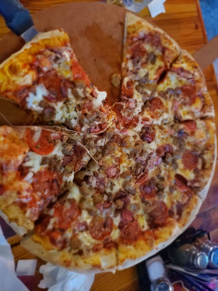 Sunset Pizzeria