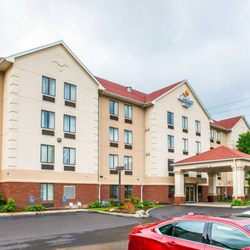 Comfort Inn East 28 Photos Hotels 2295 N Shadeland Photo Of Comfort Inn East Indianapolis In United States