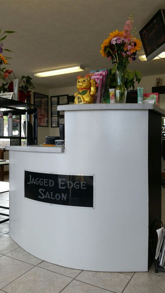 Jagged Edge Salon 17 Reviews Hair Salons 24 Kamana St, Hilo, HI