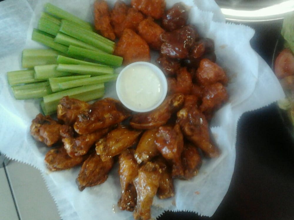Wings and A Slice CLOSED Chicken Wings 424 E New Cir Rd