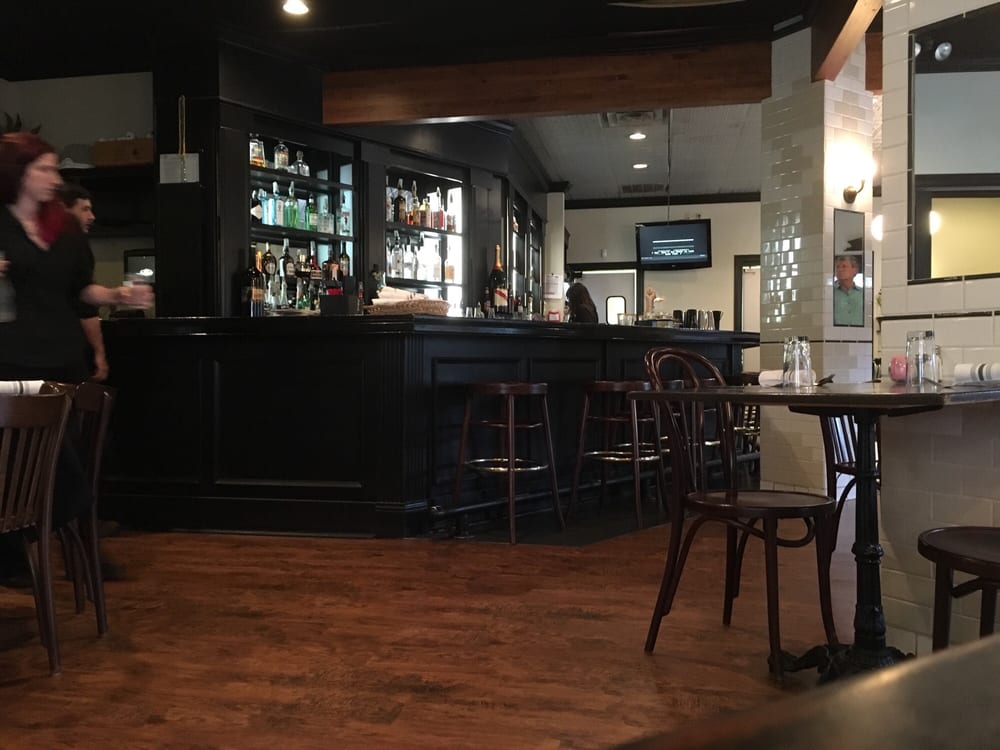 Bistro Byronz 56 Photos & 46 Reviews French 6104 Line Ave