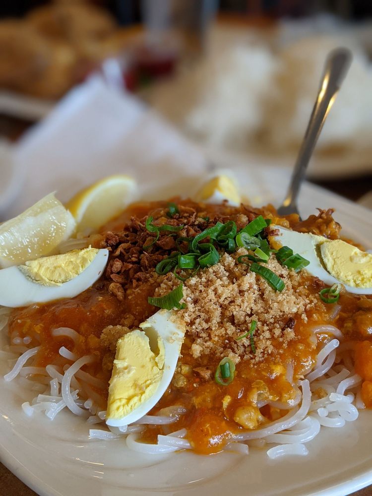 Max's Restaurant - Dillingham