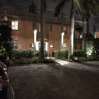 Hotel Biba 93 Photos 79 Reviews Hotels 320 Belvedere Rd Photo Of Hotel Biba West Palm Beach Fl United States
