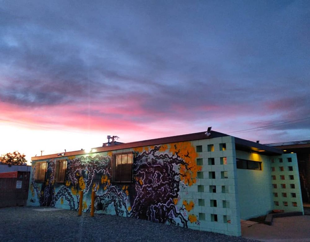 image of business 812 Retro