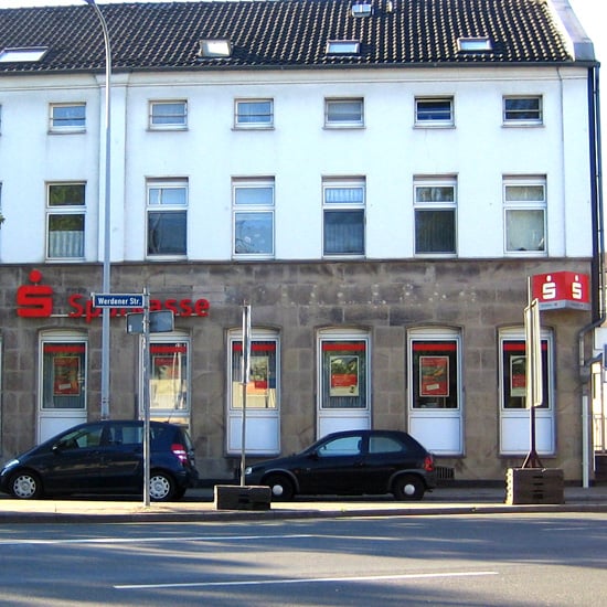Sparkasse Essen Geschaftsstelle Kettwig Vor Der Brucke Banks