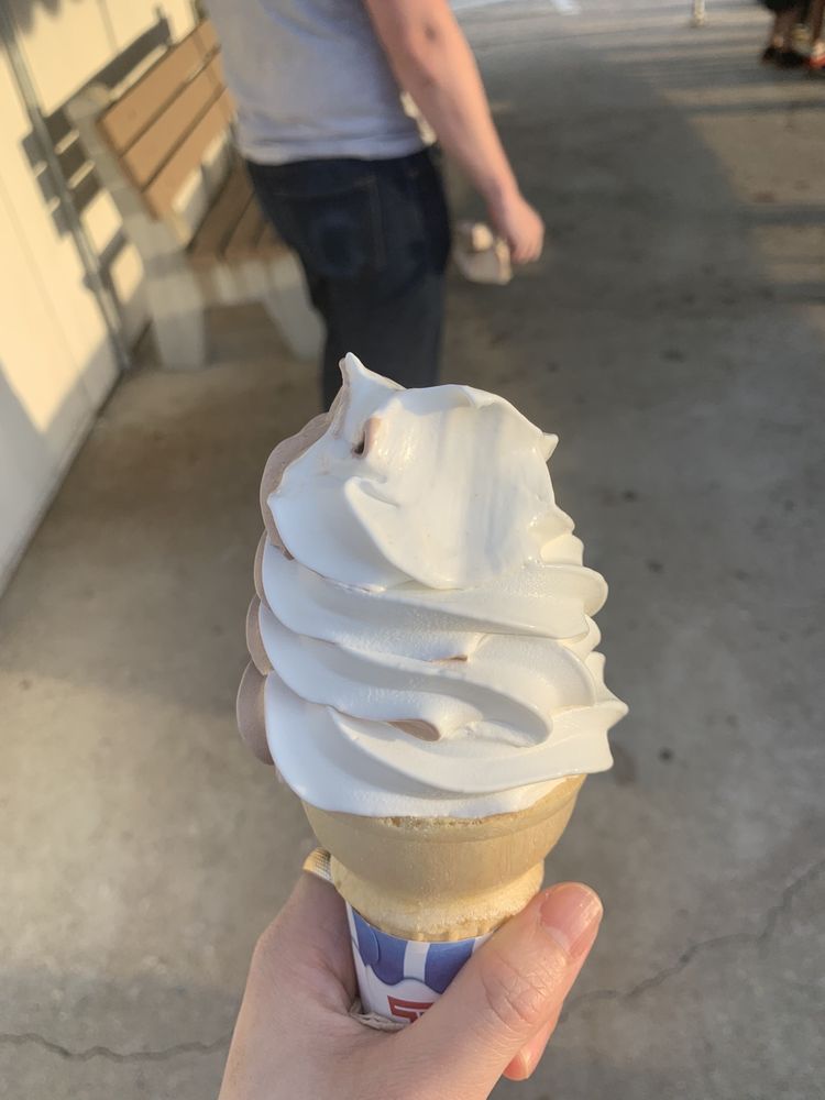 Petrucci's Ice Cream & Water Ice