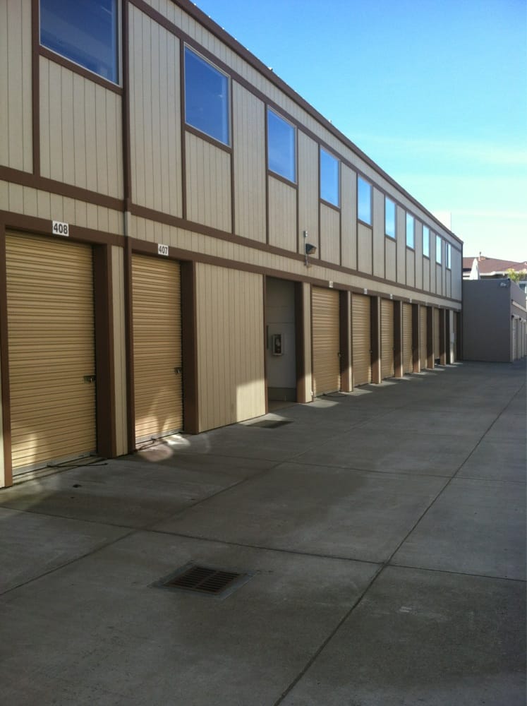 Monument Court Storage 44 Reviews Self Storage 2714 Monument Ct