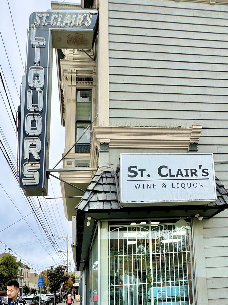 St Clair's Liquors