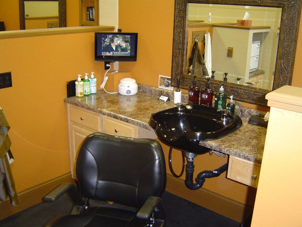 Men S Hair House West Allis Closed 26 Photos Men S Hair