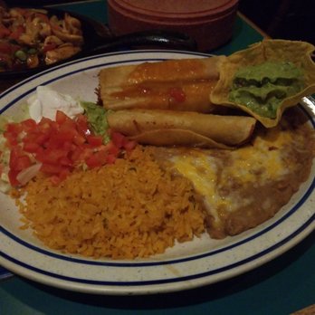 Mazatlan Mexican Restaurant 34 Photos 52 Reviews Photo Of Mazatlan Mexican Restaurant Tigard Or United States En Taquitos