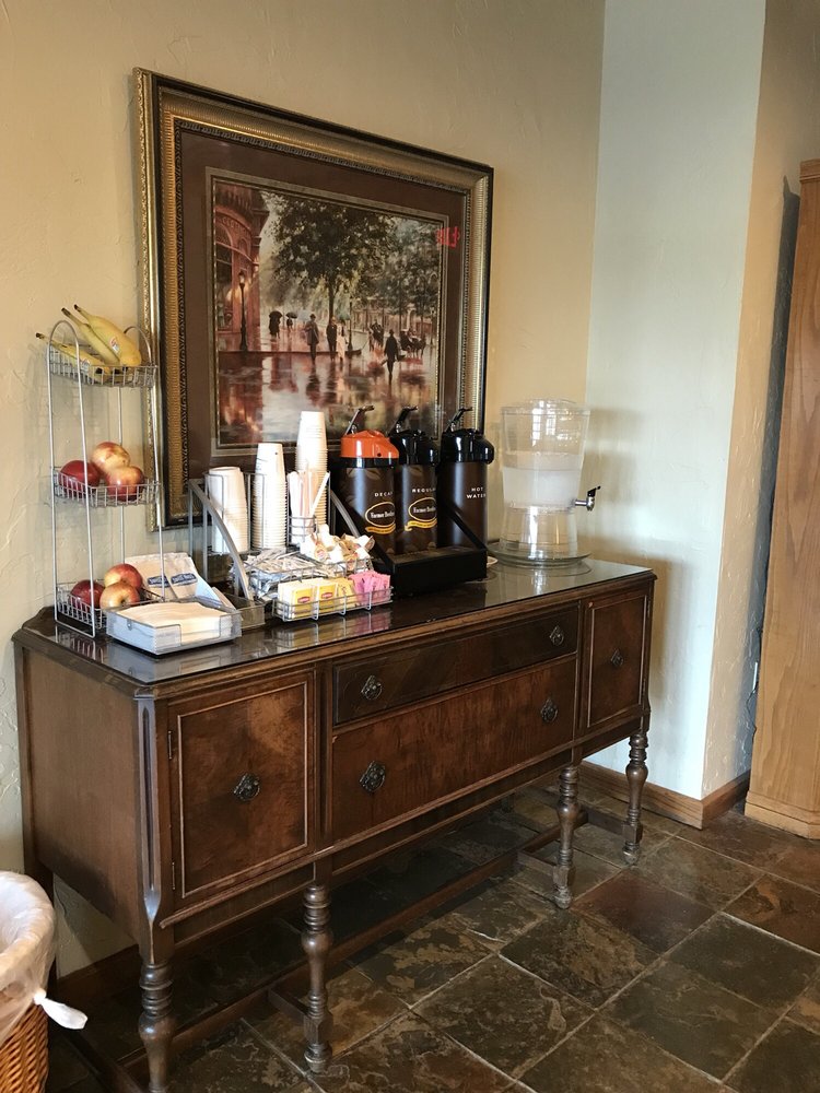 Super 8 by Wyndham Perryville