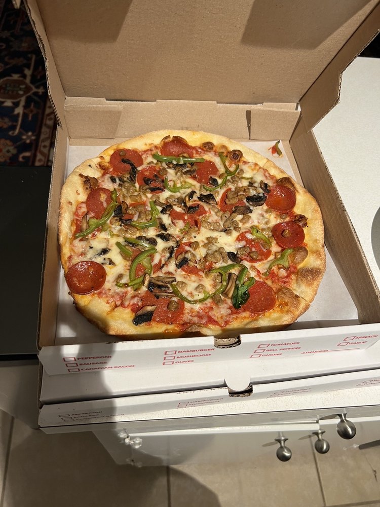 Lovers Pizzeria & Pasta