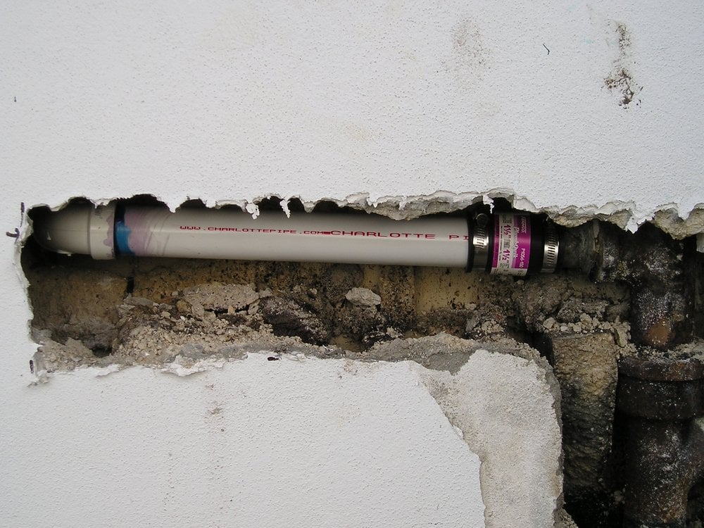 A New Sewer Line Going In West Hollywood Replace Old Rotted Cast