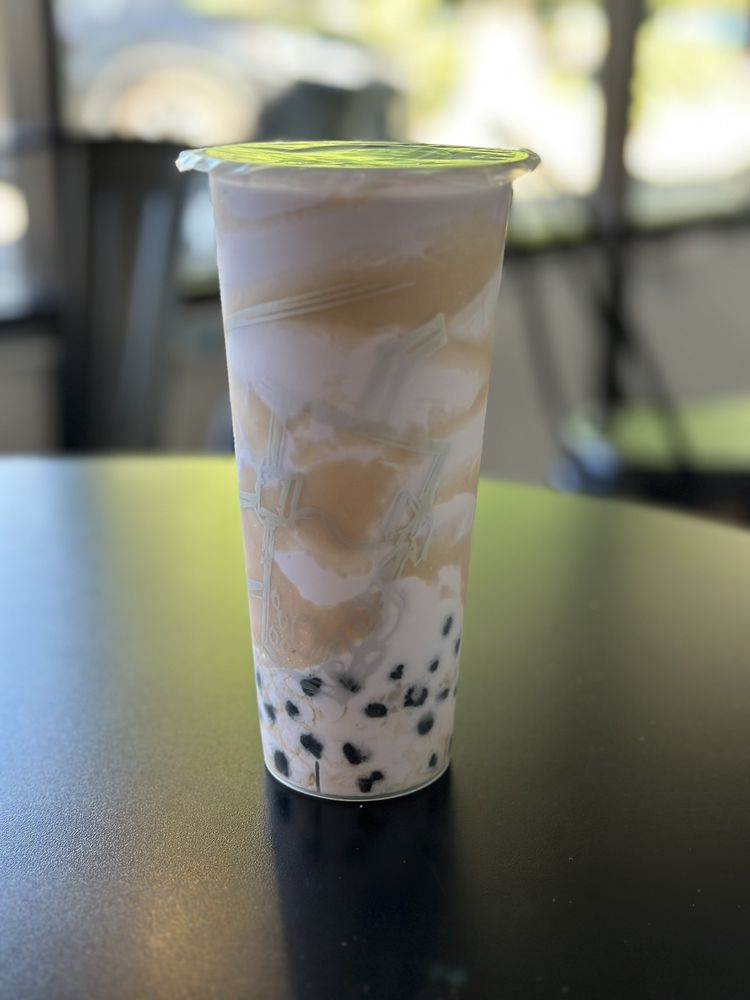 Akira Coffee & Tea