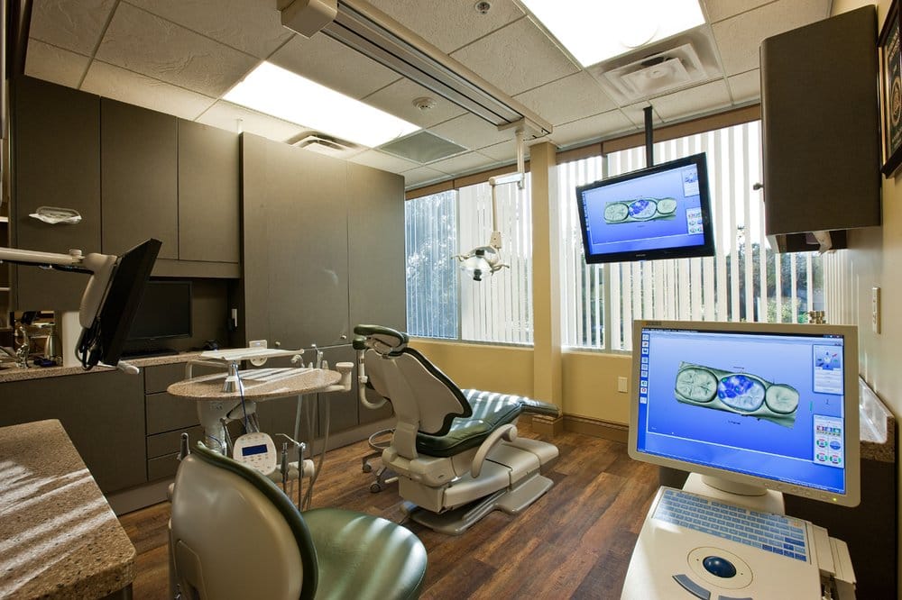 image of business Paul Helsby, DDS