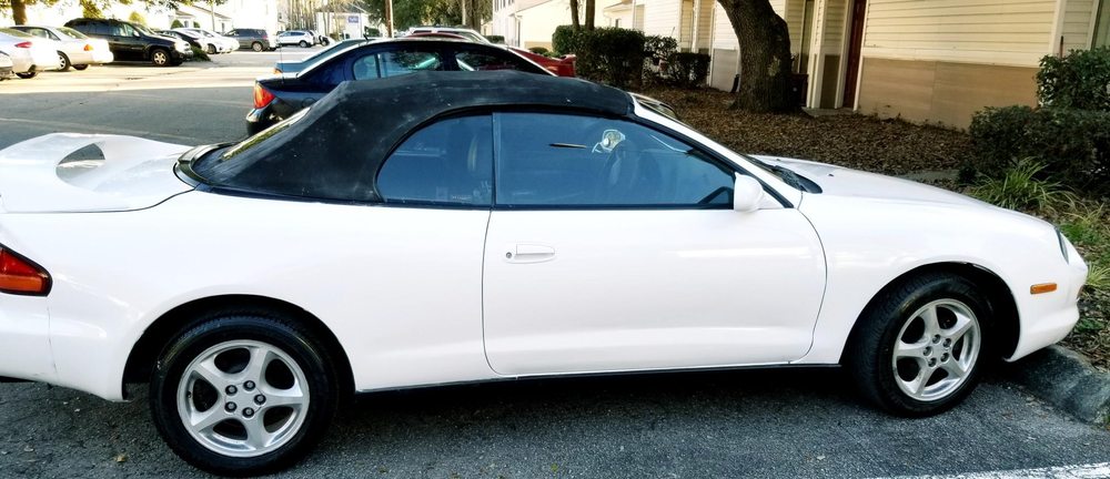 Damien's Paint & Body Shop