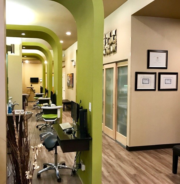 image of business North Broadway Dental