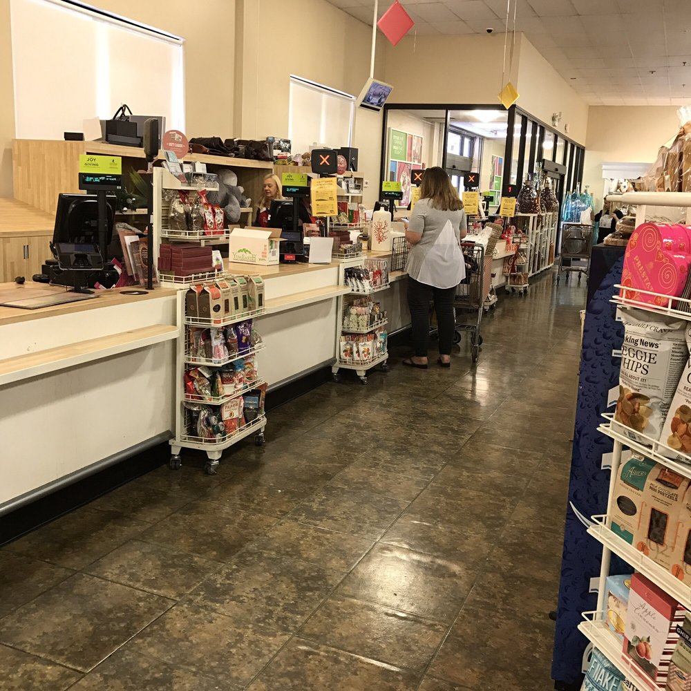 HomeGoods 76 Photos & 14 Reviews Department Stores 3601 Oakwood