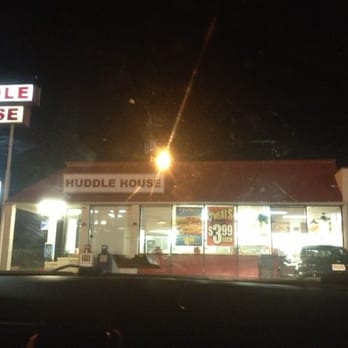 Huddle House Diners 1611 North Long Street Kingstree Sc Photo Of Huddle House Kingstree Sc United States