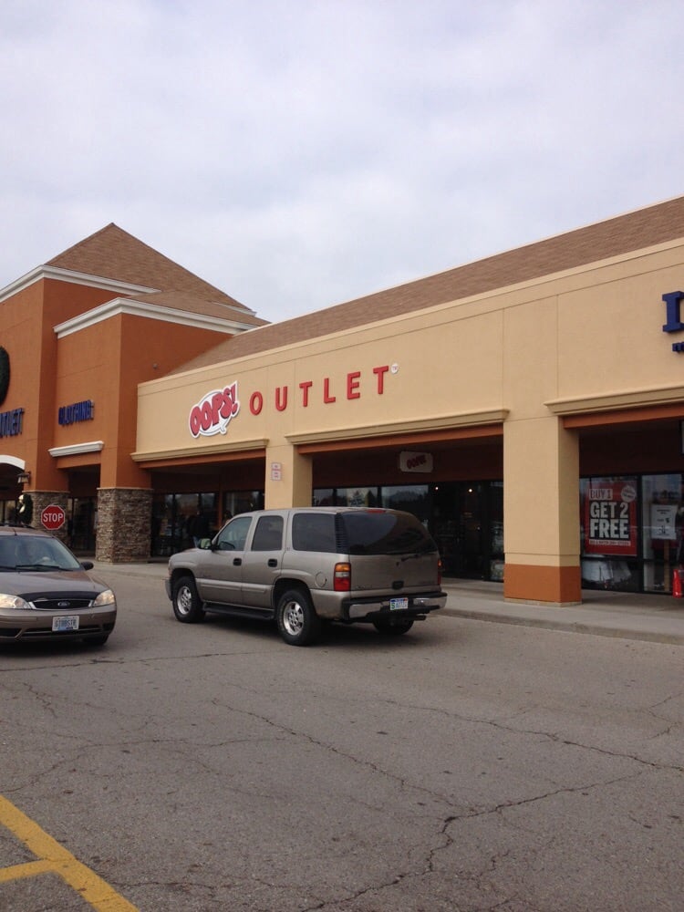 Oops Outlet CLOSED Toy Stores 8925 Marketplace Dr, Birch Run, MI
