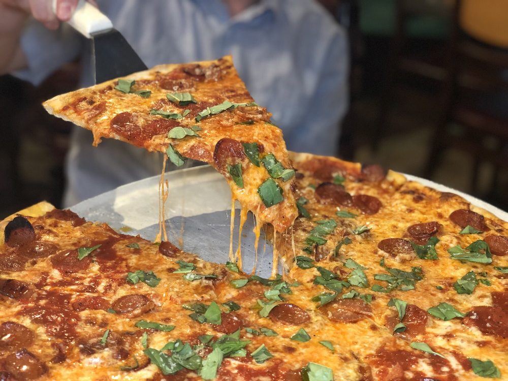 Dom DeMarco's Pizzeria & Wine Bar