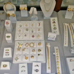 Gold Rush Jewelers 17 Photos 69 Reviews Jewelry 831 4th St Photo Of Gold Rush Jewelers San Rafael Ca United States