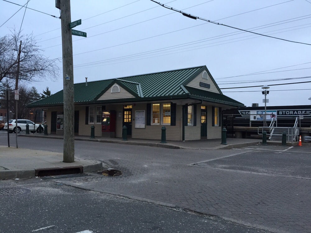 Lirr New Hyde Park