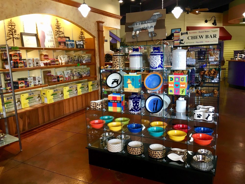 Three Dog Bakery 17 Photos & 20 Reviews Pet Stores 3929 Chenoweth