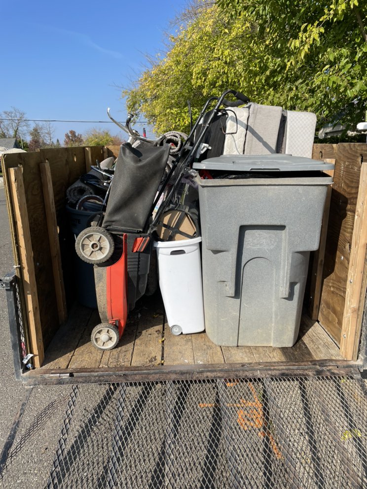 Excellent Hauling & Junk Disposal