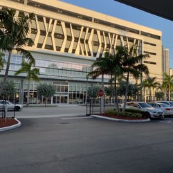 Braman Bmw Miami >> Braman Bmw 95 Photos 274 Reviews Car Dealers 2060 Braman Bmw Miami >> Braman Bmw 95 Photos 274 Reviews Car Dealers 2060