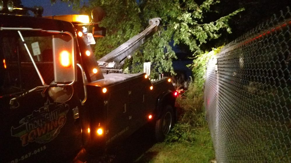 Towing Service for Fall River, MA 24 Hours True Towing