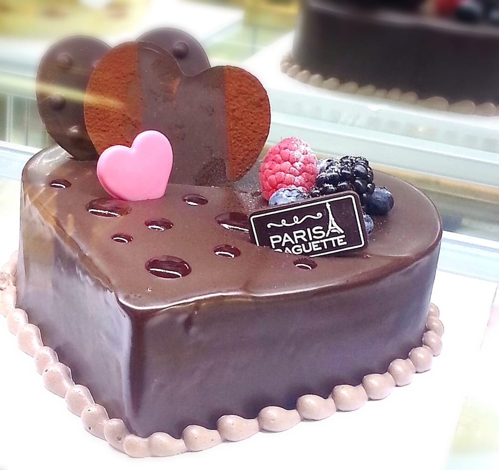 paris baguette christmas cakes