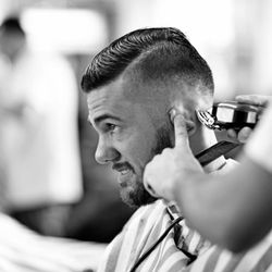 Fryzjer Męski Warren 11 Photos Hair Salons Al Jana Pawła Ii
