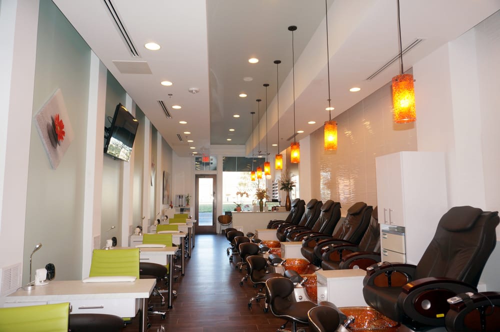 Mint Nail Lounge