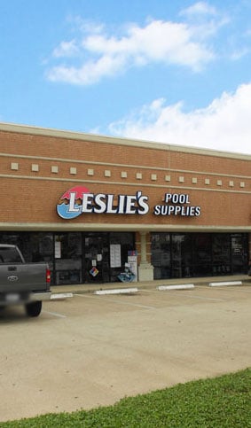 Leslie's