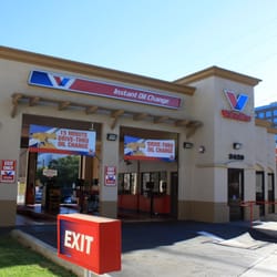 valvoline instant oil change 21 photos 179 reviews oil change valvoline store