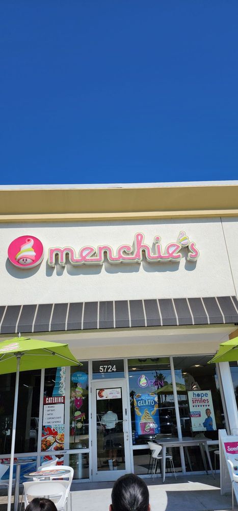Menchie's Frozen Yogurt