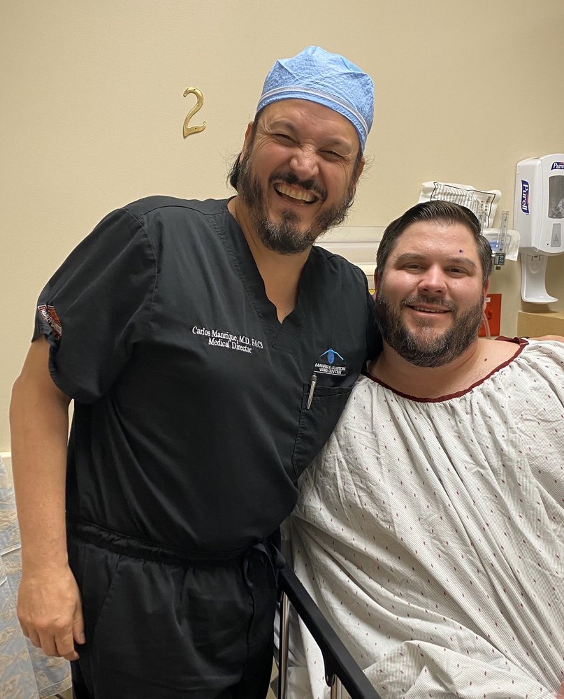 Manrique Custom Vision Center