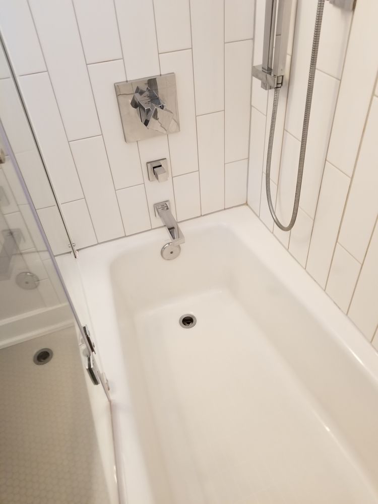 Anna's Pristine Clean