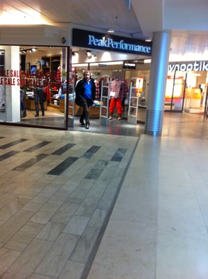 peak performance täby