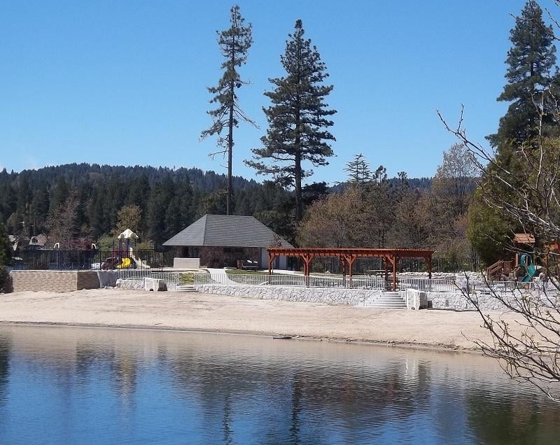 Tavern Bay Beach Club Located On The North Side Of Lake Next Photo Of Mountain Country Realty Lake Arrowhead Ca United States Tavern Bay