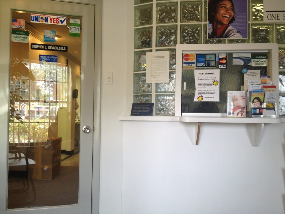 image of business Stephen L Devack, DDS