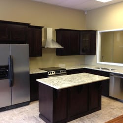 Gl Cabinets 12 Photos Cabinetry 2633 Willamette Dr Olympia Photo Of Gl Cabinets Olympia Wa United States Mocha Shaker Kitchen