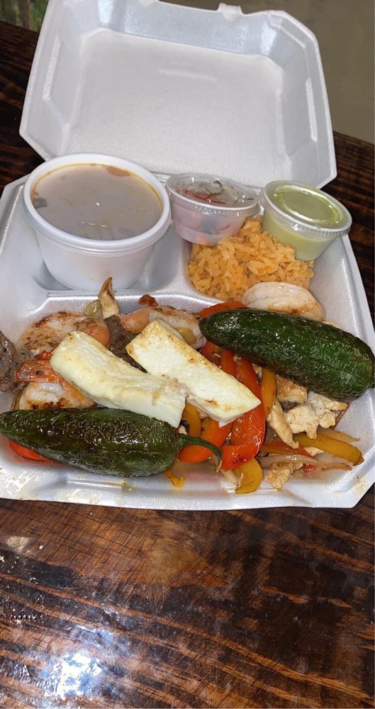 Las Cazuelas