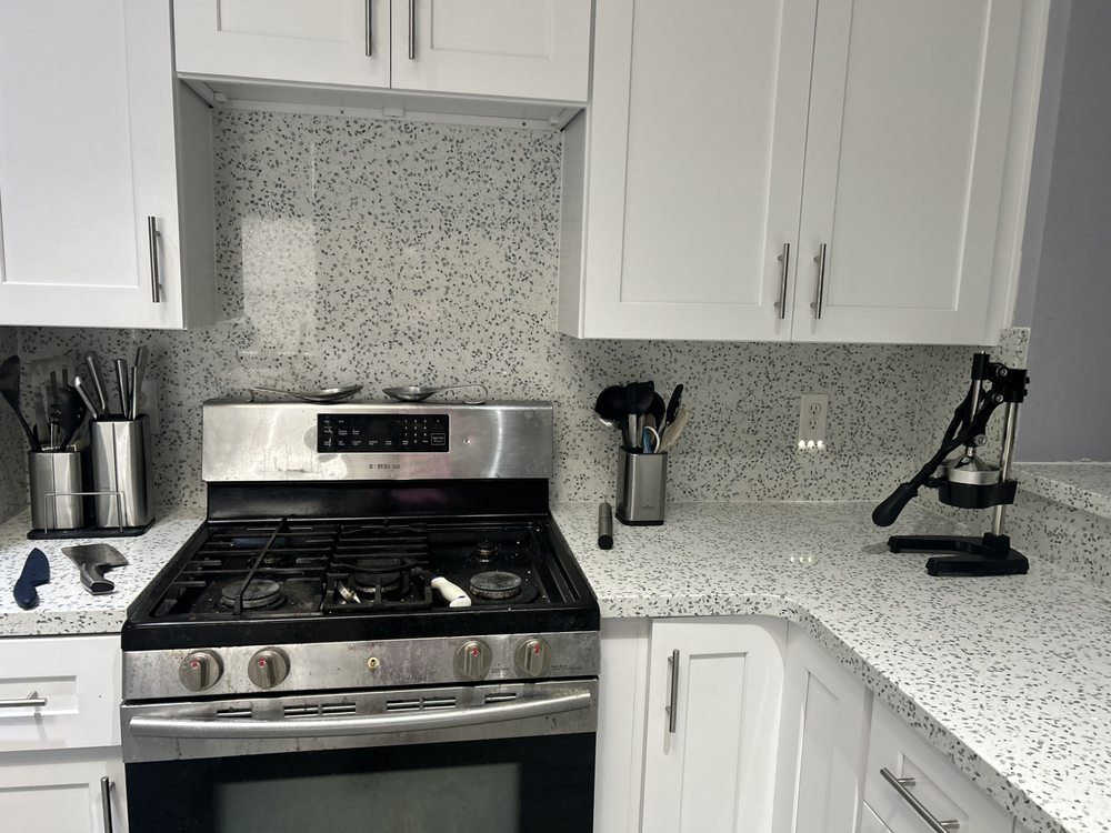 LM TILE