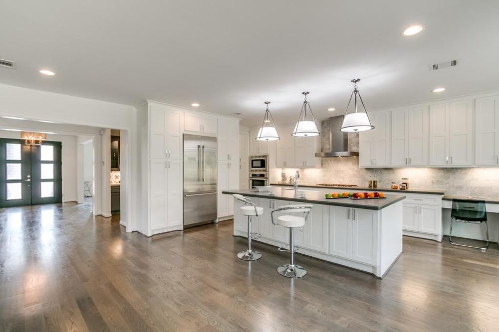 image of business Incredible Homes & Renovations
