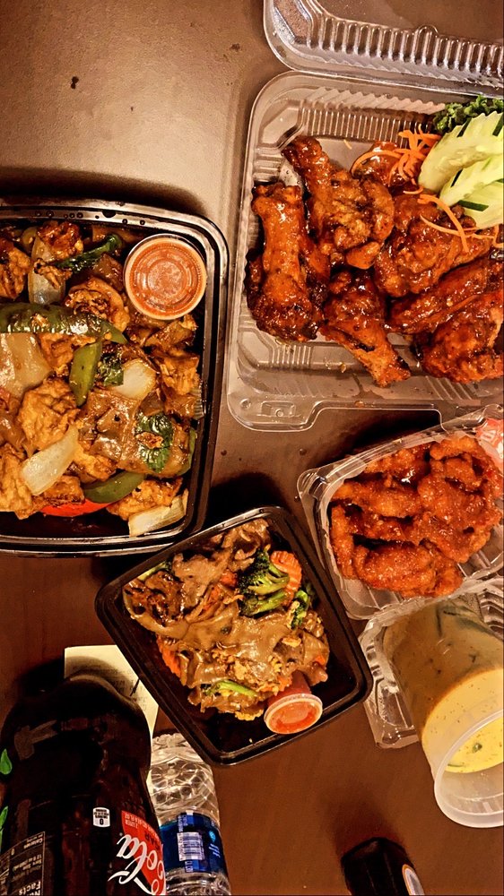 Thai Sushi Aroy Dee